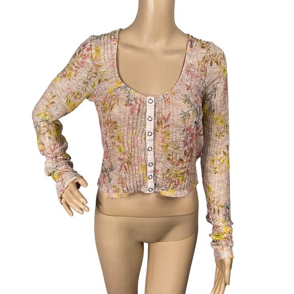 Free People Angelina Light Combo Pink Floral Sheer Lace Snap Top SZ M - Picture 5 of 14